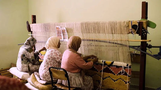 Unveiling the Allure of Moroccan Berber Handmade Rugs: A Journey of Creativity and Craftsmanship - Dar Bouchaib Marrakech