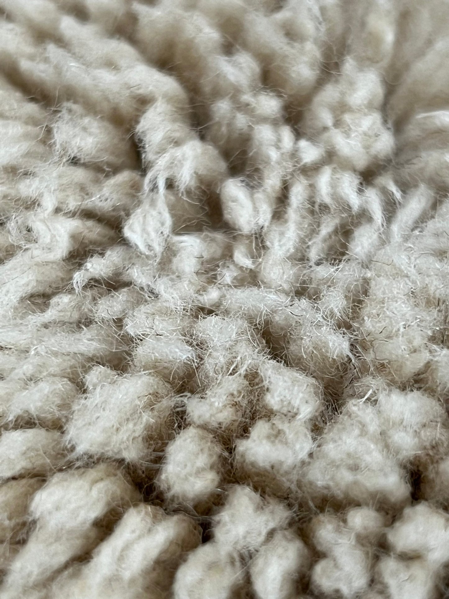 Contemporary Beni Mrirt Berber Rug 6'63" x 4'49" - 202 cm x 137 cm (Wool) - Dar Bouchaib Marrakech