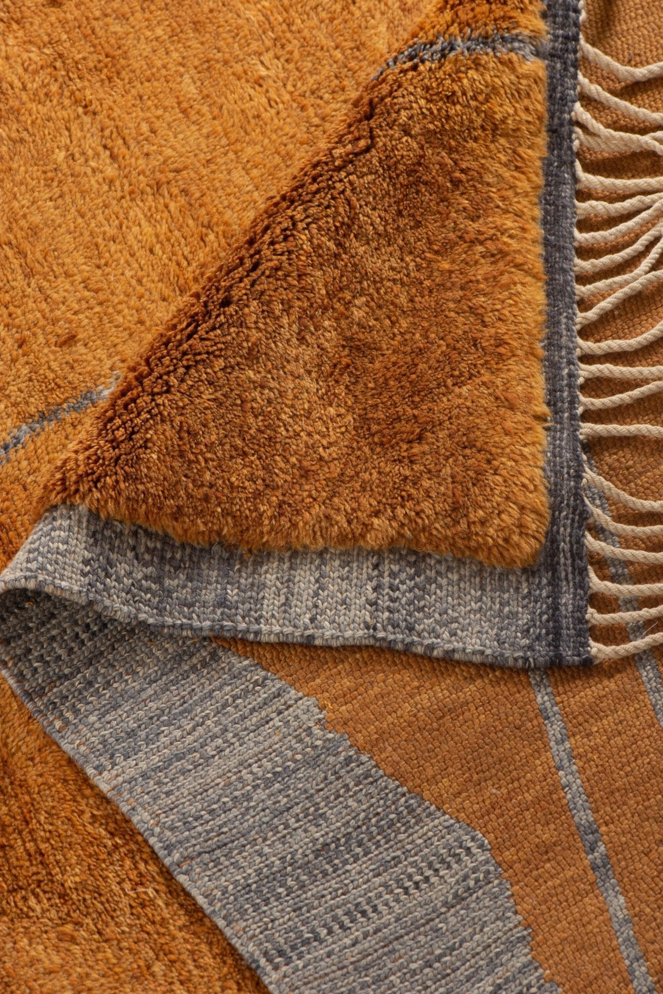 Contemporary Beni Mrirt Berber Rug 10'69" x 12'86" - 326 cm x 392 cm (Wool) - Dar Bouchaib Marrakech