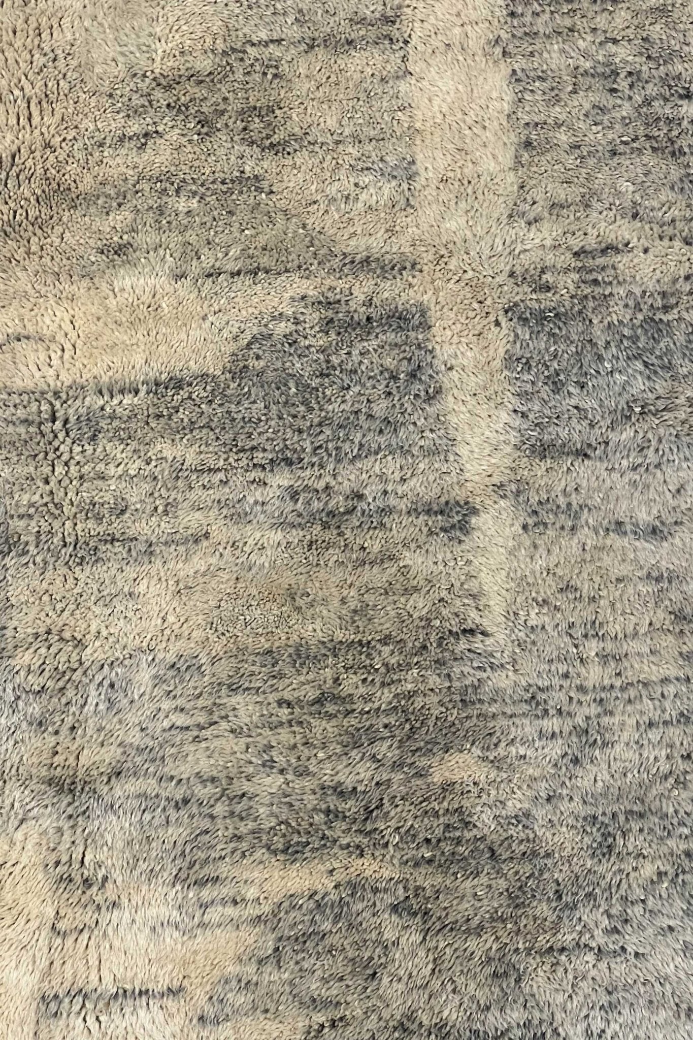 Contemporary Beni Mrirt Berber Rug 5'83" x 9'77" - 178 cm x 298 cm (Wool) - Dar Bouchaib Marrakech