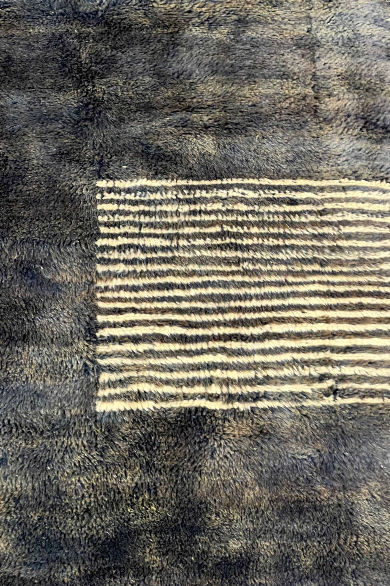 Contemporary Beni Mrirt Berber Rug 6'00" x 9'58" - 183 cm x 292 cm (Wool) - Dar Bouchaib Marrakech