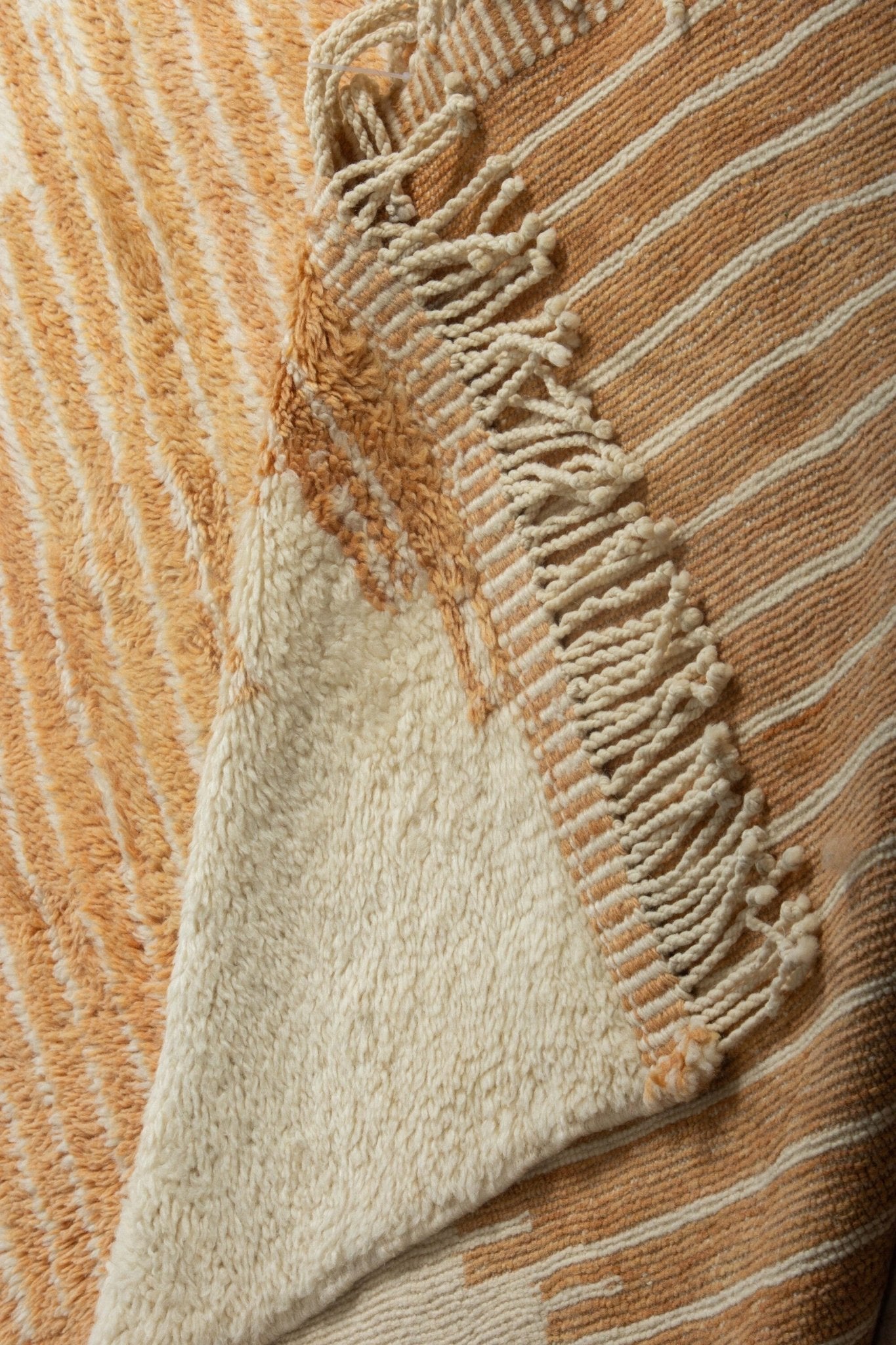Contemporary Beni Mrirt Berber Rug 6'33" x 9'08" - 193 cm x 277 cm (Wool) - Dar Bouchaib Marrakech