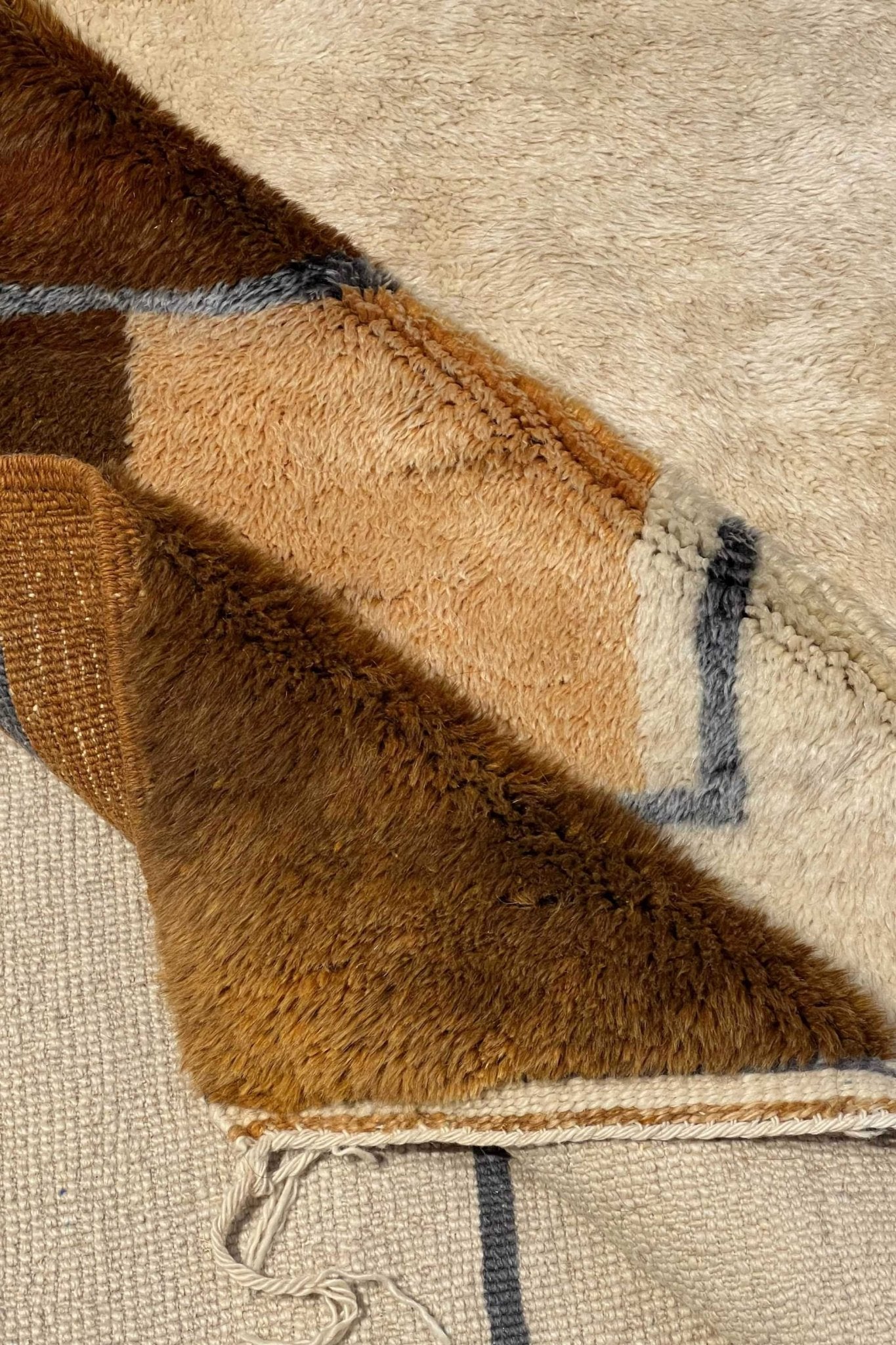 Contemporary Beni Mrirt Berber Rug 6'56" x 10'10" - 200 cm x 308 cm (Wool) - Dar Bouchaib Marrakech