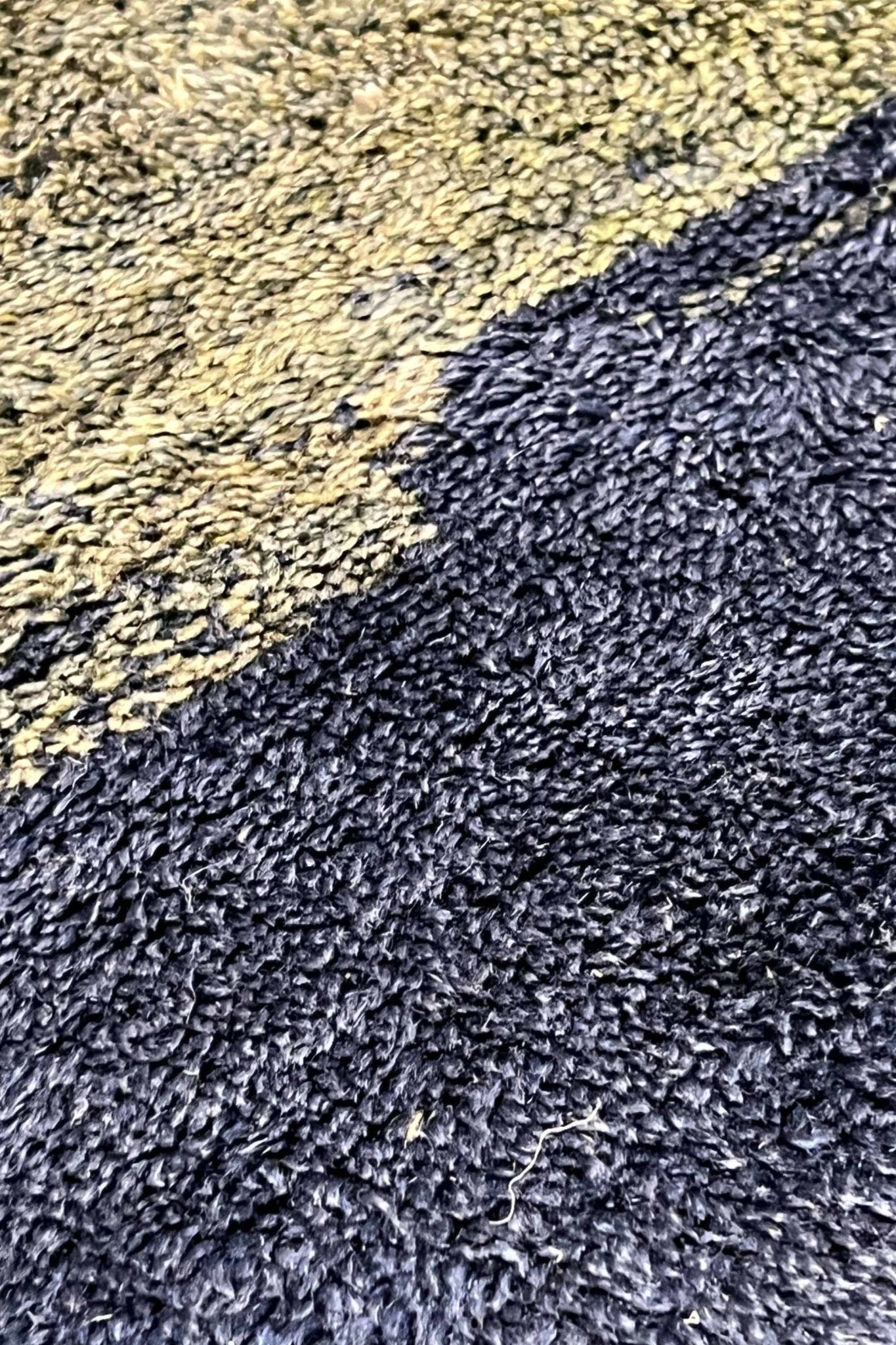 Contemporary Beni Mrirt Berber Rug 6'82" x 10'03" - 208 cm x 306 cm (Wool) - Dar Bouchaib Marrakech