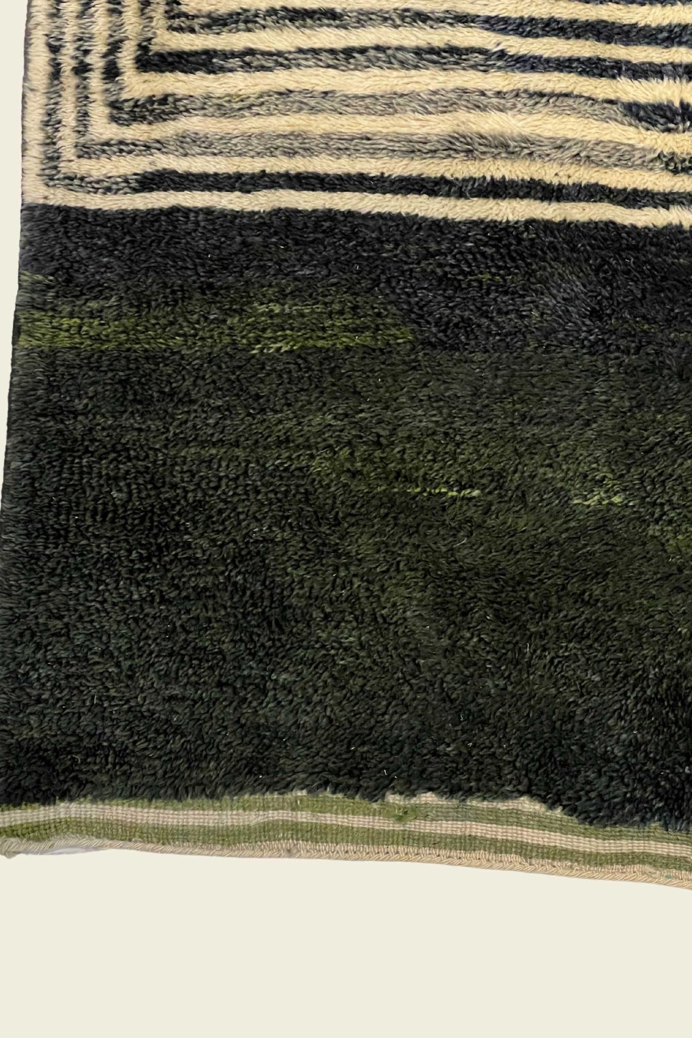 Contemporary Beni Mrirt Berber Rug 7'18" x 10'74" - 219 cm x 329 cm (Wool) - Dar Bouchaib Marrakech