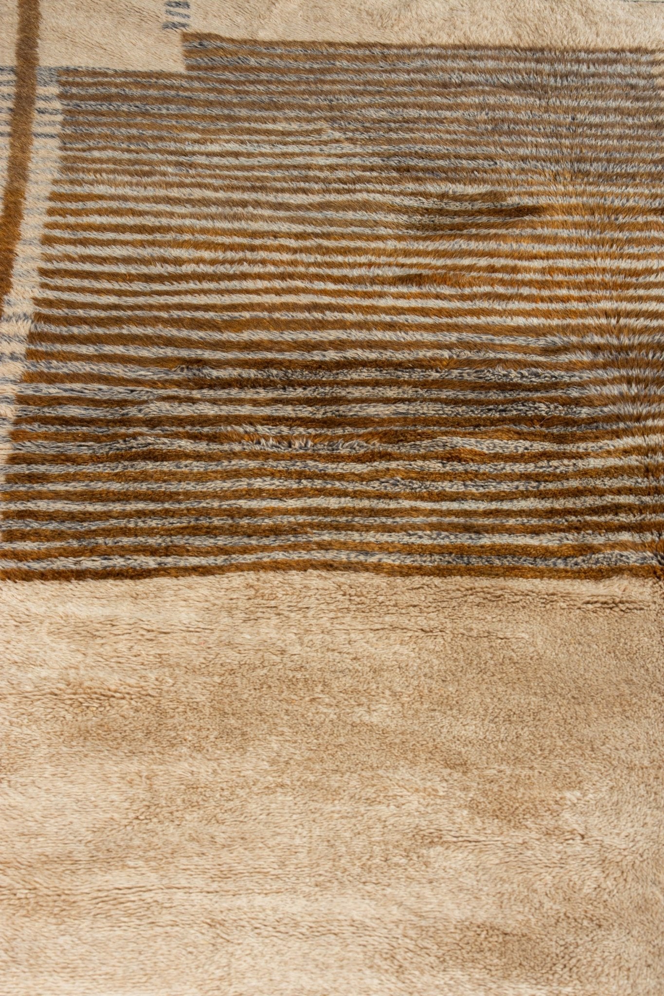 Contemporary Beni Mrirt Berber Rug 7'41" x 10'26" - 226 cm x 313 cm (Wool) - Dar Bouchaib Marrakech
