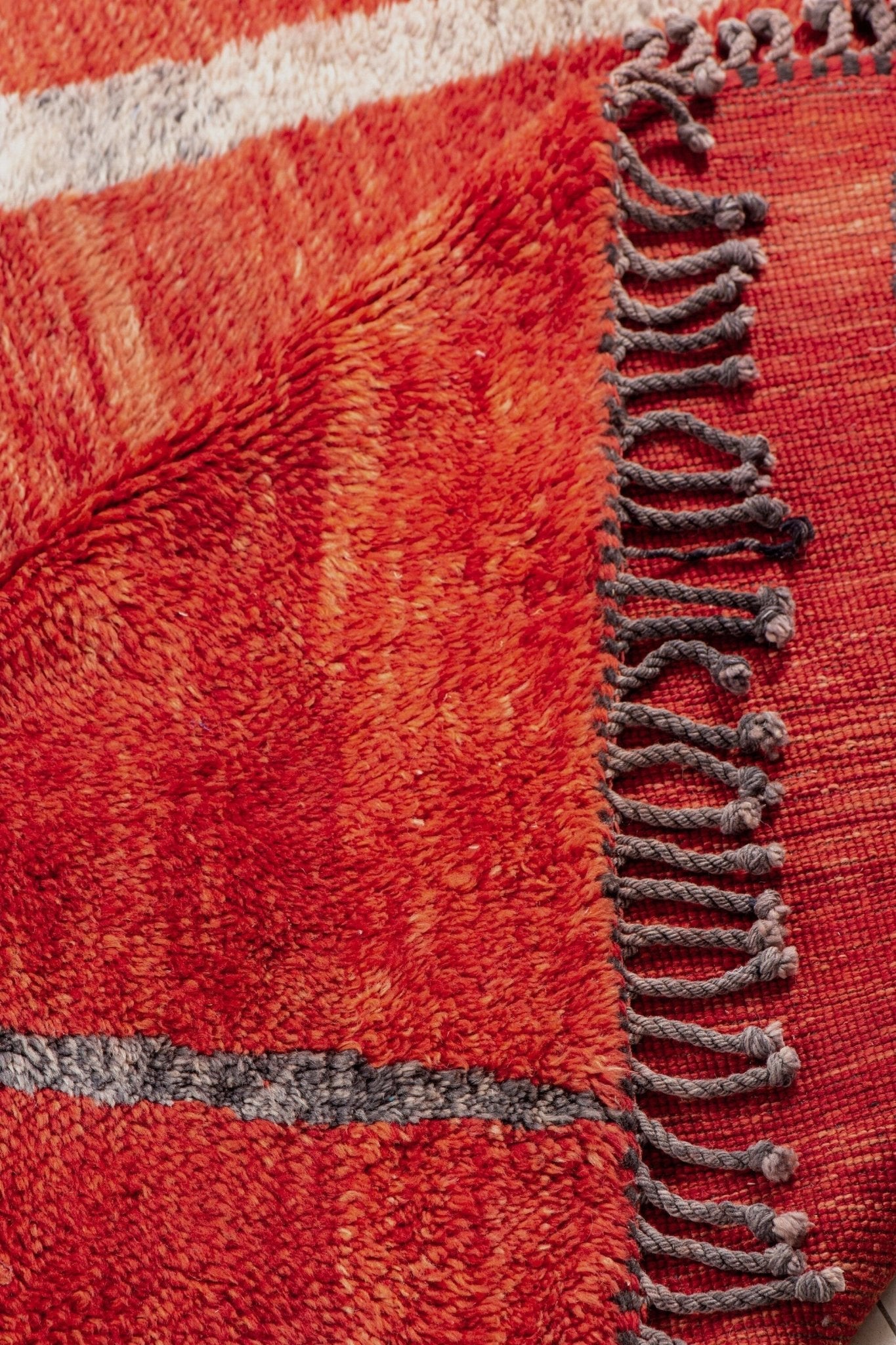 Contemporary Beni Mrirt Berber Rug 7'77" x 10'99" - 237 cm x 335 cm (Wool) - Dar Bouchaib Marrakech