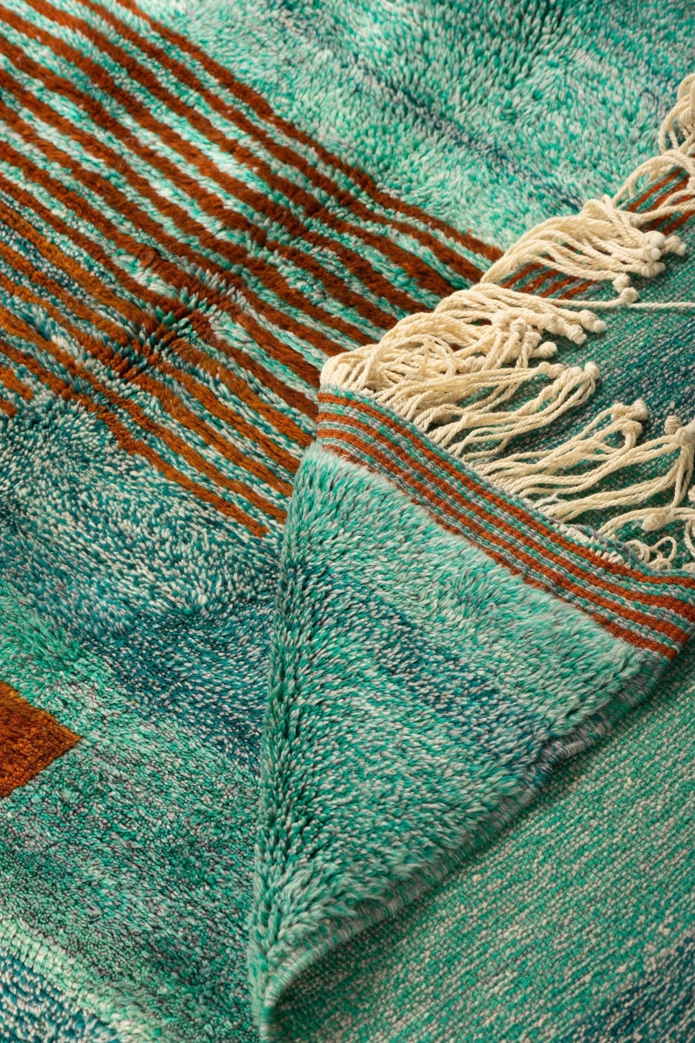 Contemporary Beni Mrirt Berber Rug 8'10" x 10'66" - 247 cm x 325 cm (Wool) - Dar Bouchaib Marrakech