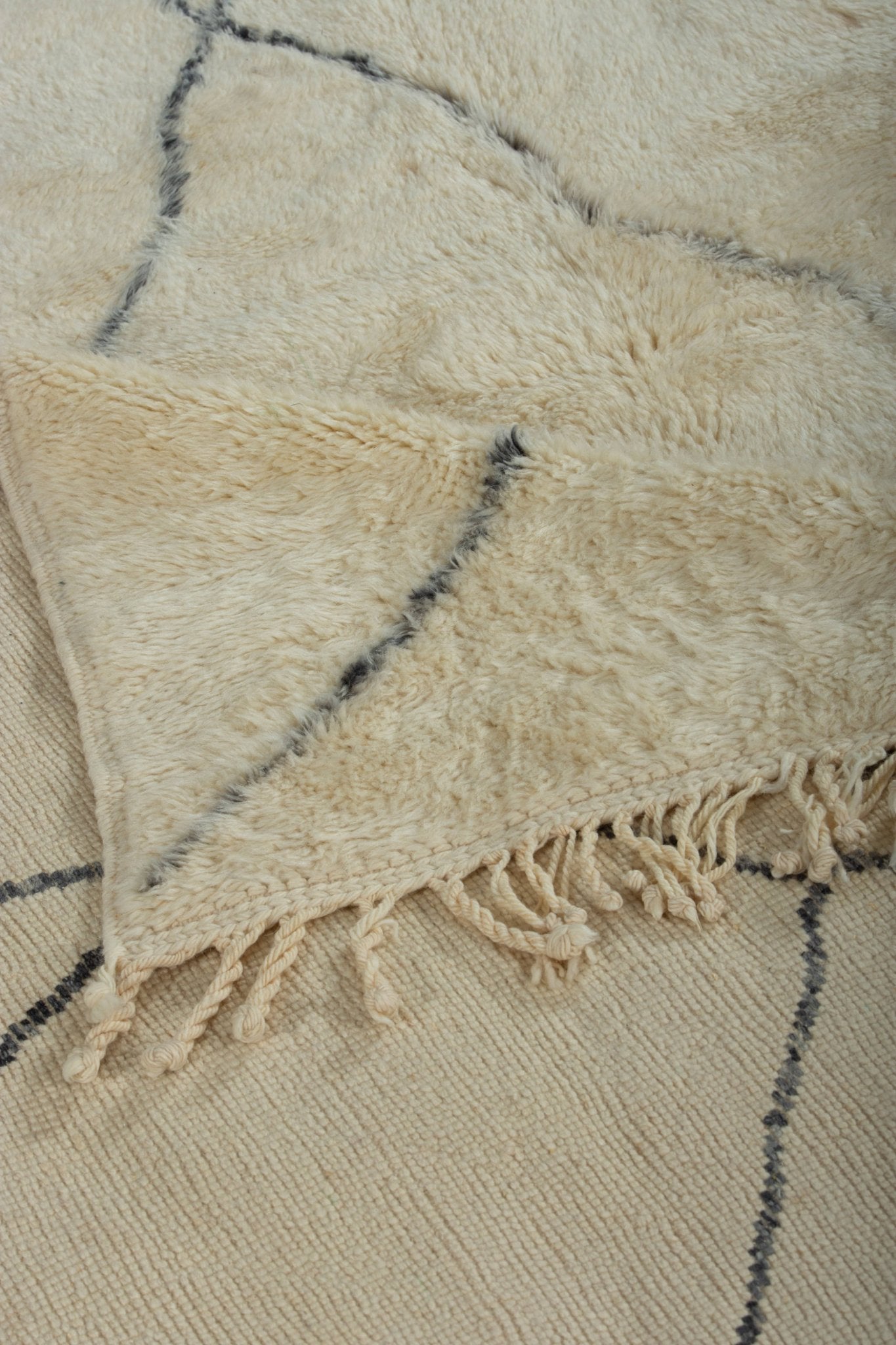 Contemporary Beni Mrirt Berber Rug 8'89" x 10'82" - 271 cm x 330 cm (Wool) - Dar Bouchaib Marrakech