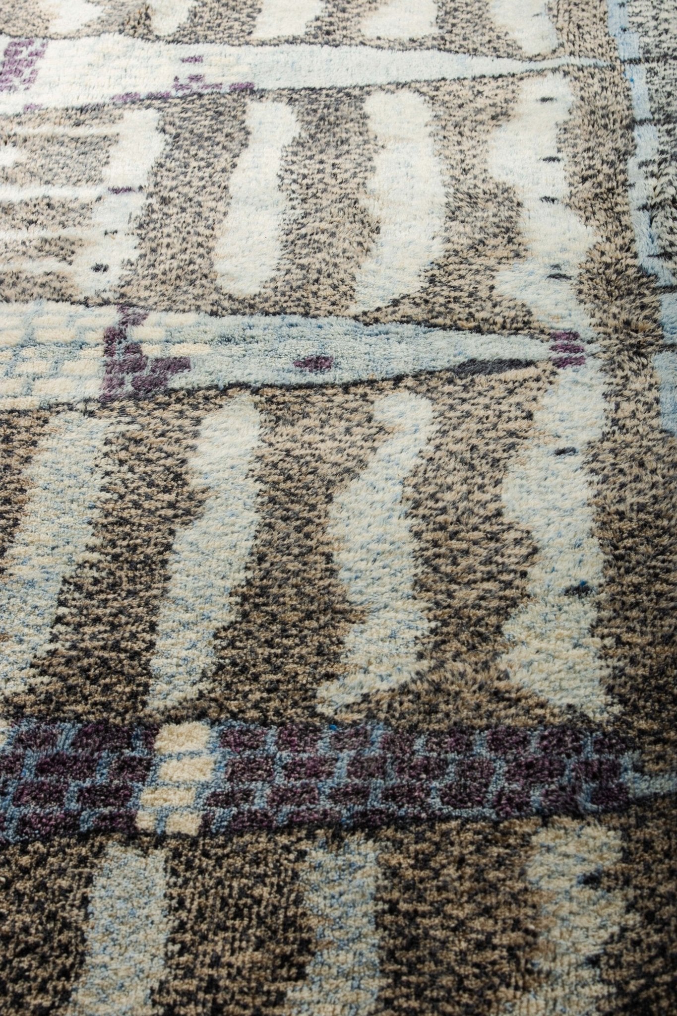 Contemporary Beni Mrirt Berber Rug 9'51" x 12'79" - 290 cm x 390 cm (Wool) - Dar Bouchaib Marrakech