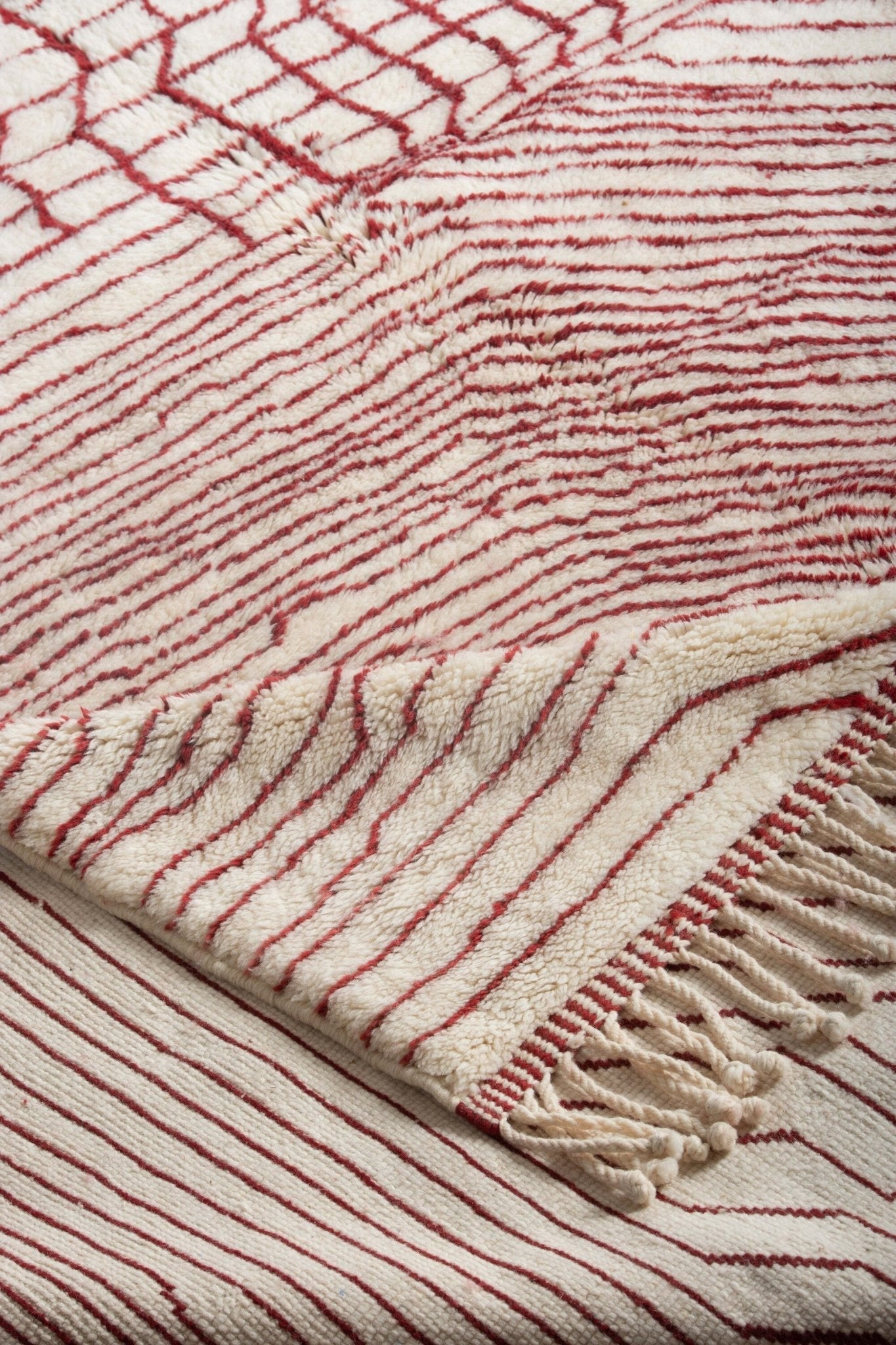 Contemporary Beni Mrirt Berber Rug 9'54" x 13'22" - 291 cm x 403 cm (Wool) - Dar Bouchaib Marrakech