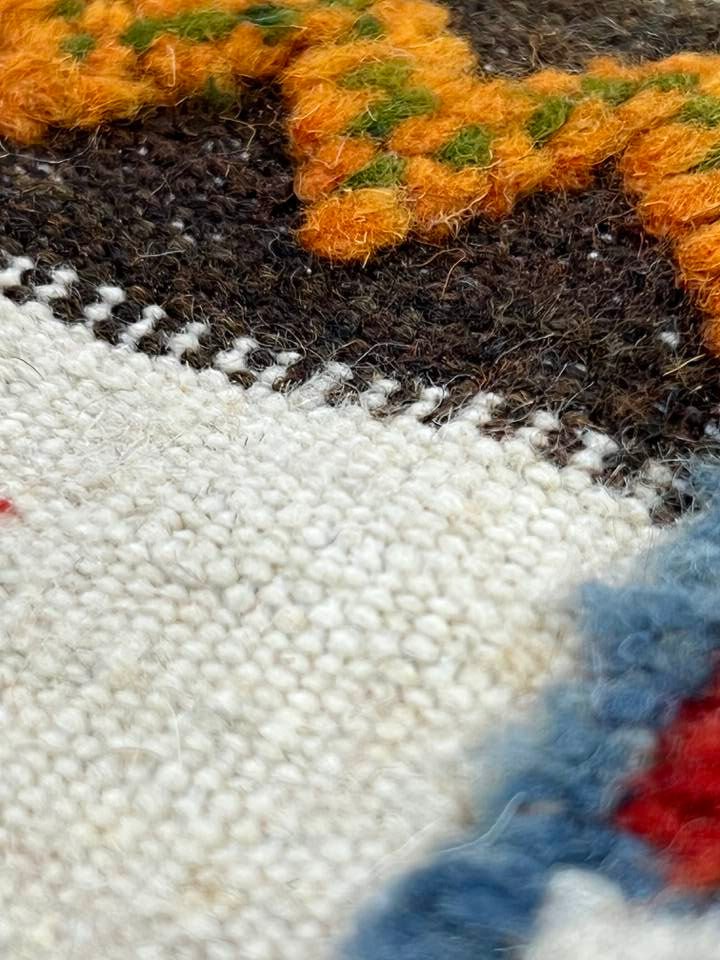 Moroccan custom rug from Glawa, Wool and Thread, 258cm x 156cm or 8.46ft x 5.12ft - Dar Bouchaib Marrakech