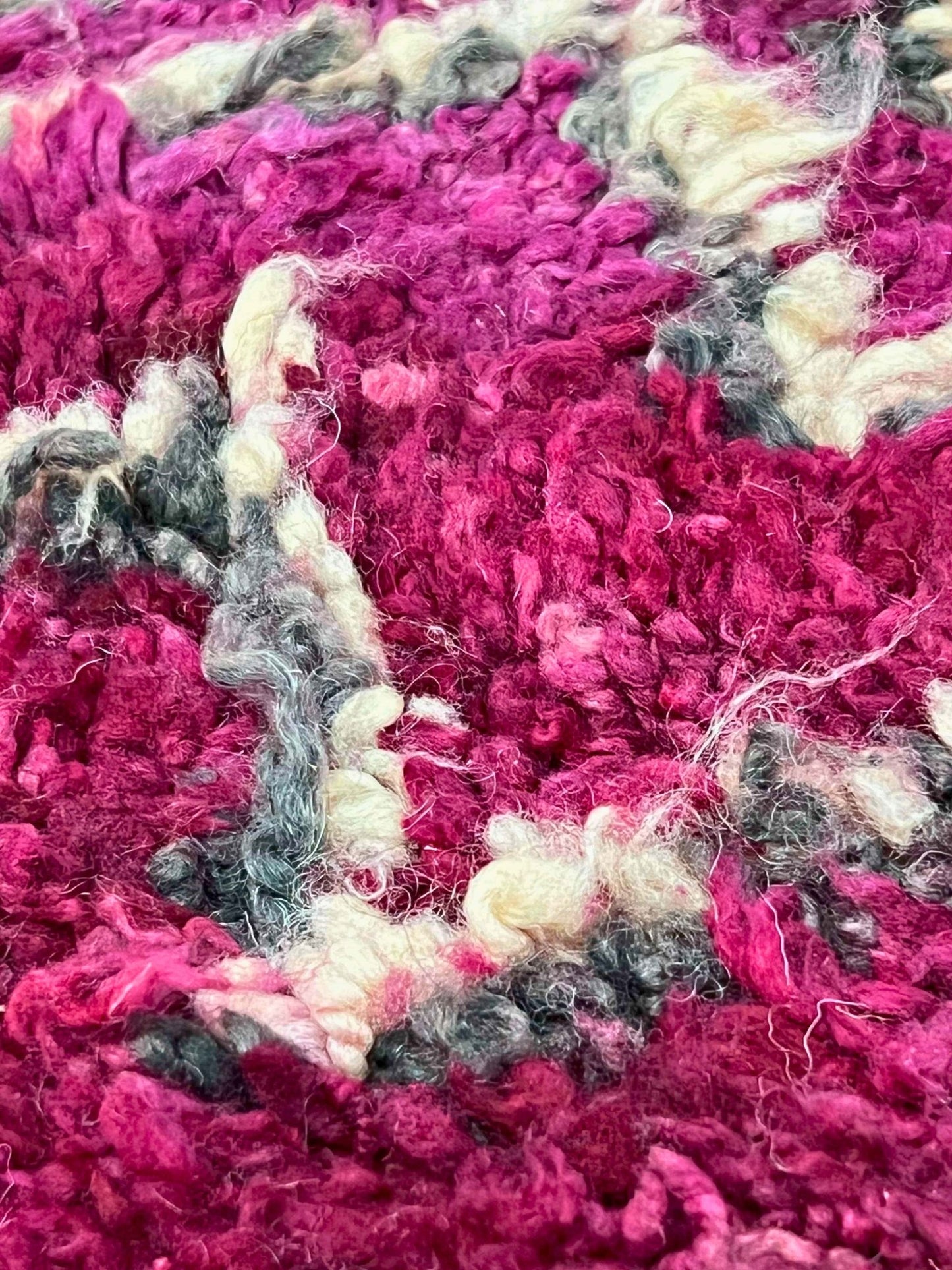 Vintage Beni Mguild Berber Rug 6'11" x 12'10" - 210 cm x 390 cm (Wool) - Dar Bouchaib Marrakech