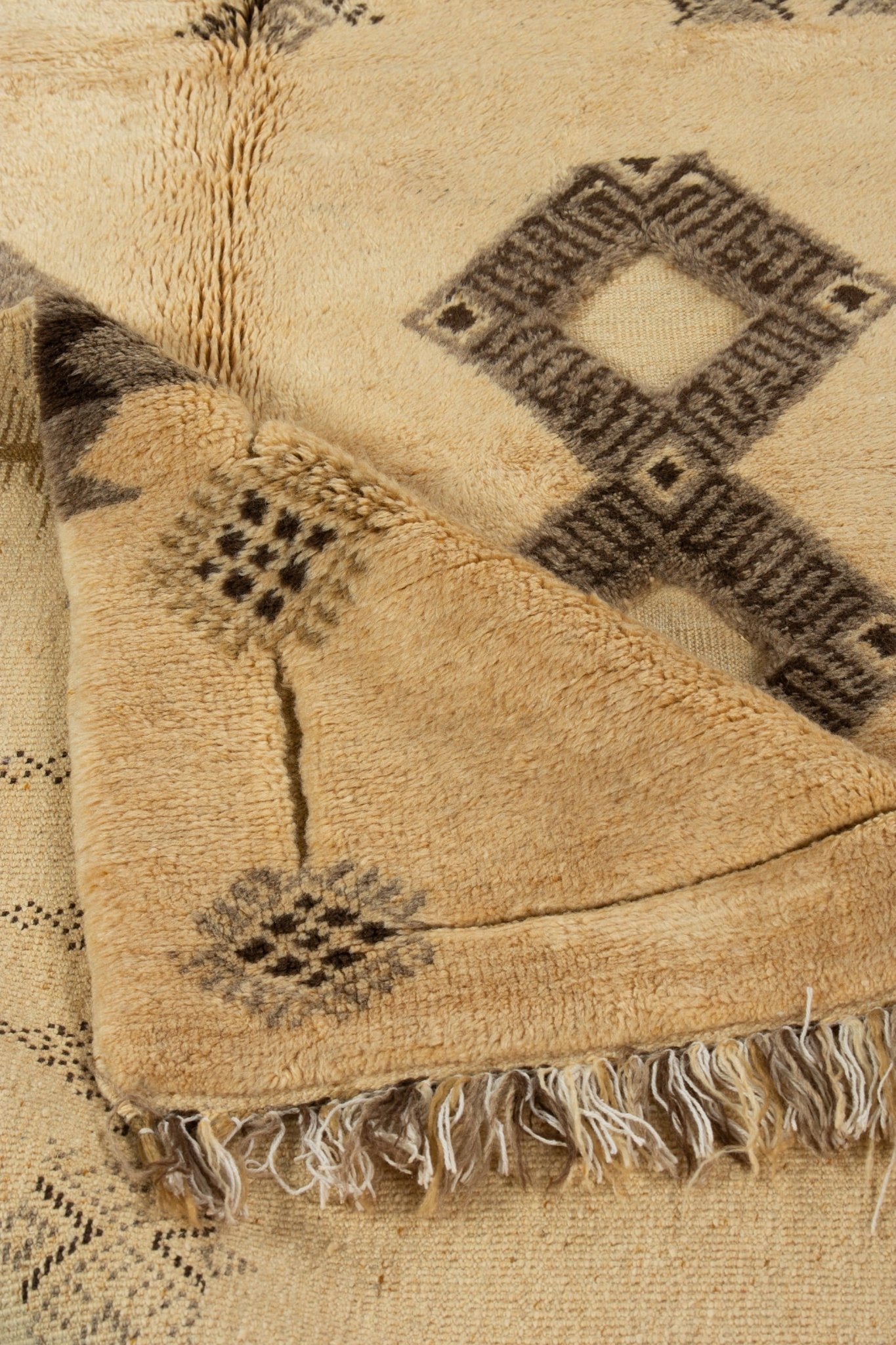 Vintage Beni Mguild Berber Rug 6'46" x 9'48" - 197 cm x 289 cm (Wool) - Dar Bouchaib Marrakech