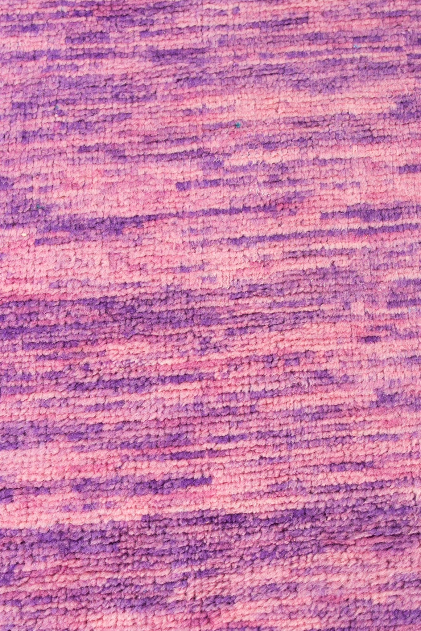 Vintage Beni Mguild Berber Rug 6'56" x 9'25" - 200 cm x 282 cm (Wool) - Dar Bouchaib Marrakech