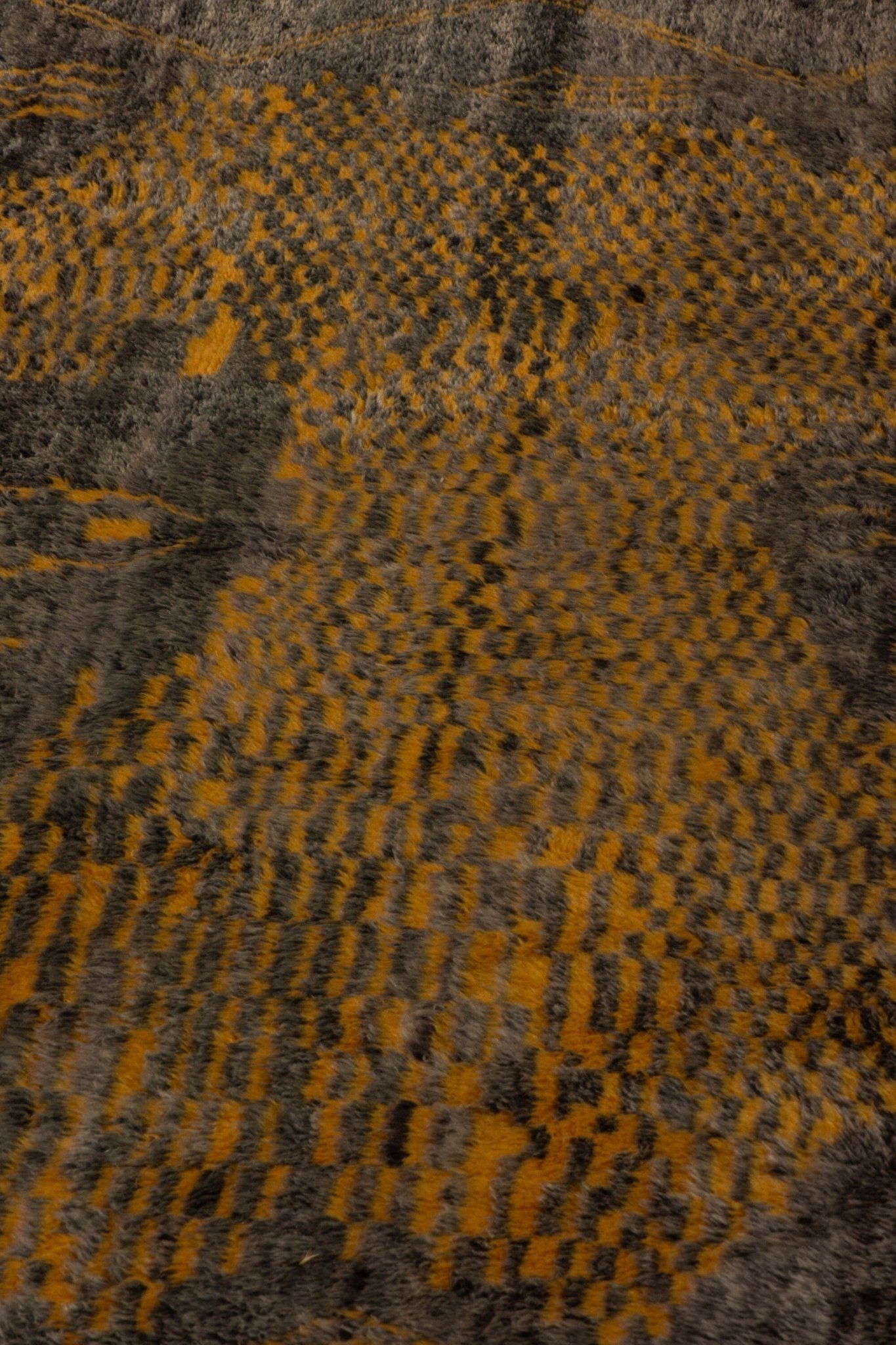 Vintage Beni Mguild Berber Rug 6'88" x 7'83" - 210 cm x 225 cm (Wool) - Dar Bouchaib Marrakech