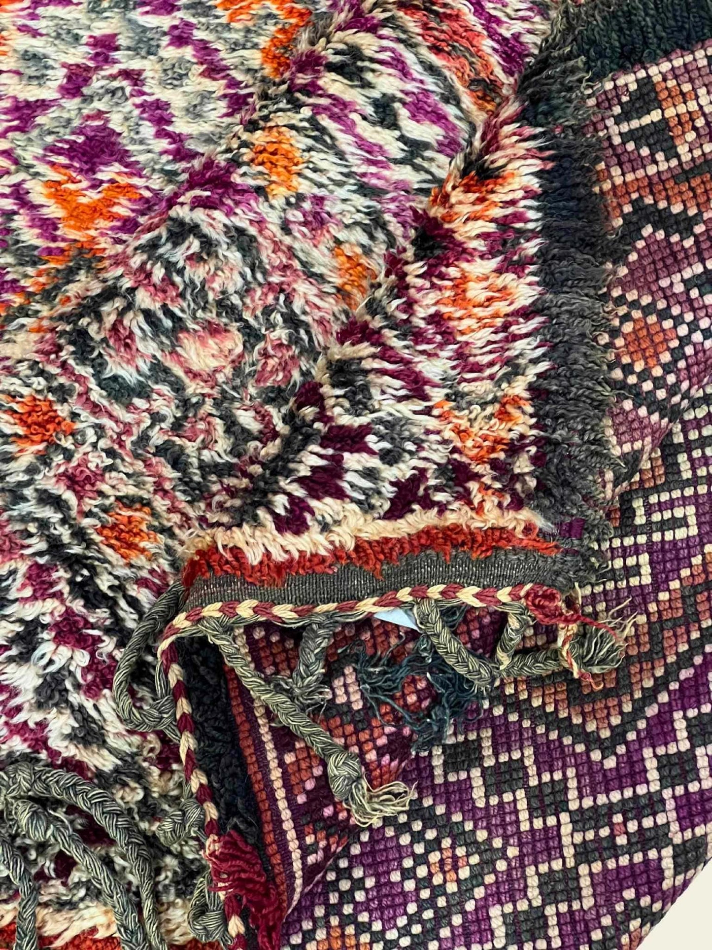 Vintage Beni Mguild Rug 6'1" x 10'09" - 185 cm x 328 cm (Wool) - Dar Bouchaib Marrakech