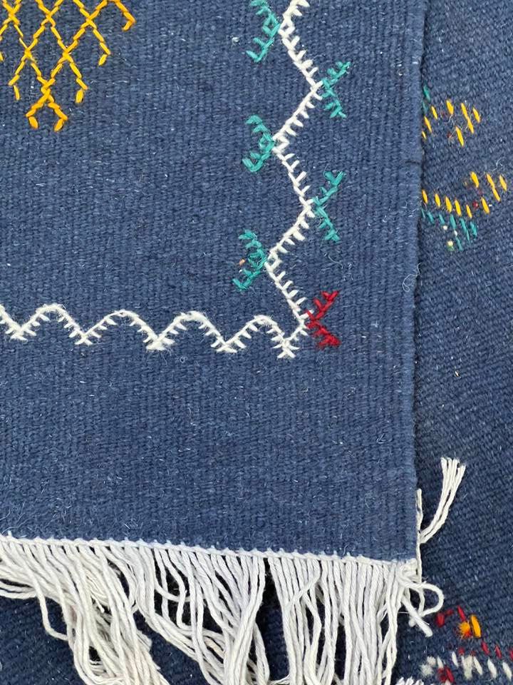 Vintage Moroccan area rug from Akhnif, Wool and Thread, 8.01ft x 4.56ft or 244cm x 139cm - Dar Bouchaib Marrakech