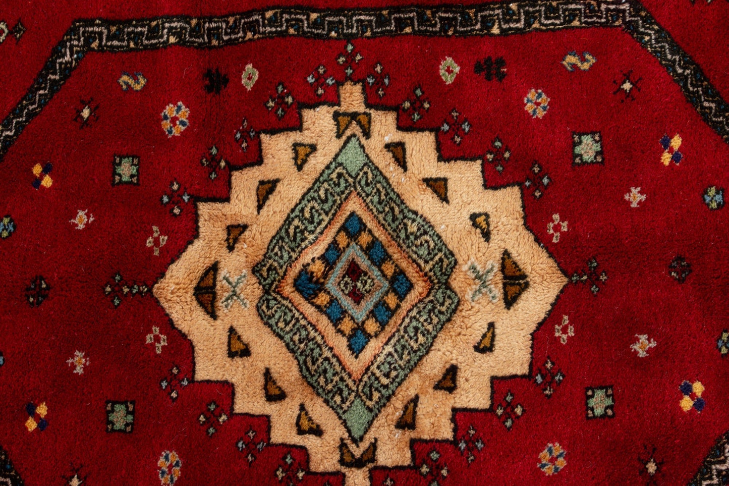 Vintage Rabat Moroccan Rug 6’79’’ x 9'64" - 207 cm x 294 cm (Wool) - Dar Bouchaib Marrakech