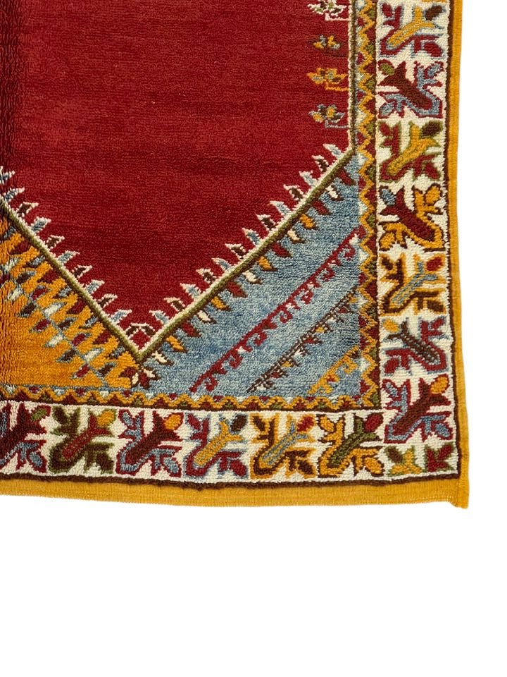 Moroccan area rug from Tazenakht, Wool and Thread, 250cm x 155cm or 8.20ft x 5.08ft - Dar Bouchaib Marrakech