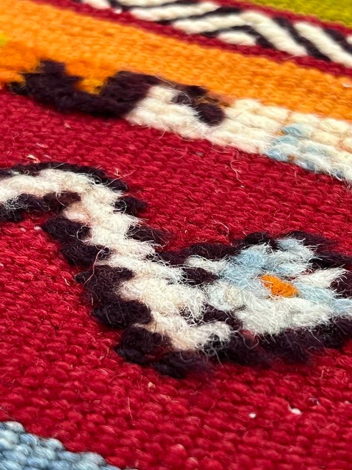 Moroccan custom rug from Glawa, Wool and Thread, 256cm x 244cm or 8.40ft x 8.00ft - Dar Bouchaib Marrakech