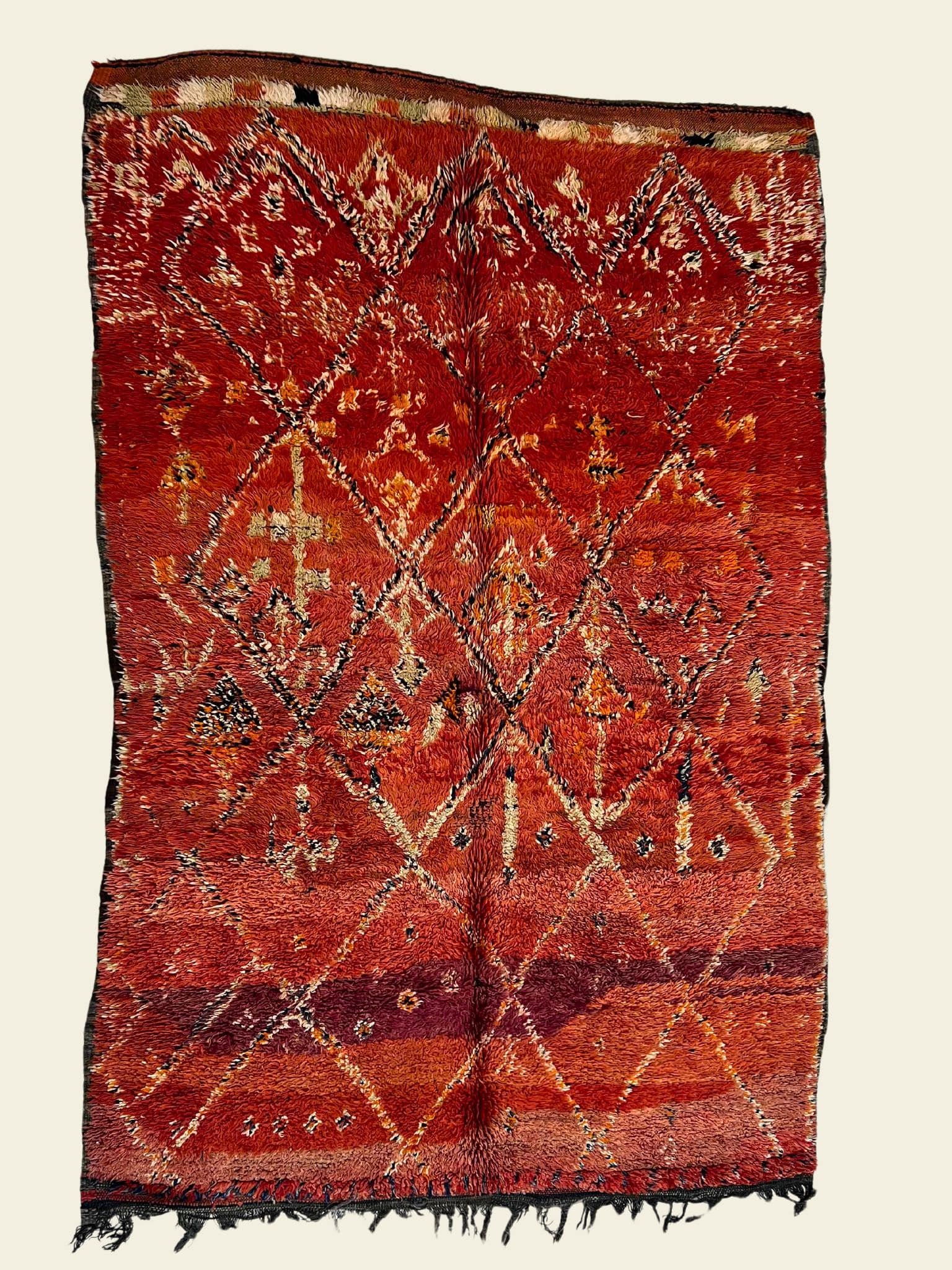 Vintage Beni Mguild Berber Rug 6'1" x 9'2" - 185 cm x 280 cm (Wool) - Dar Bouchaib Marrakech