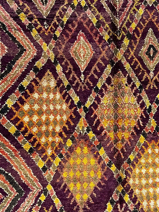 Vintage Beni Mguild Berber Rug 7'00" x 10'04" - 214 cm x 315 cm (Wool) - Dar Bouchaib Marrakech