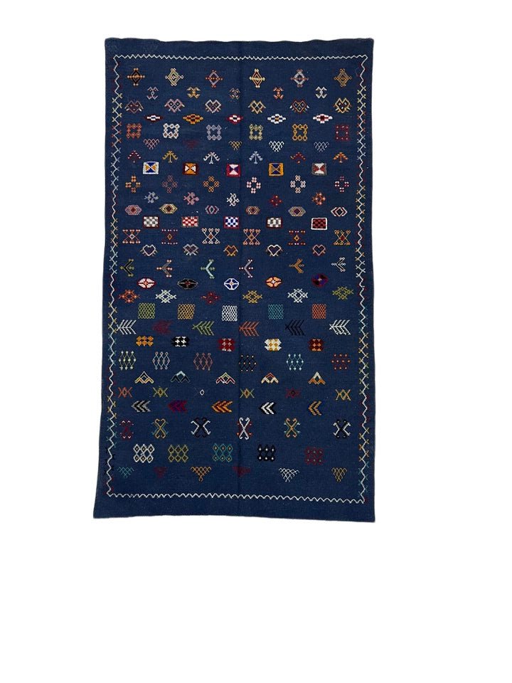 Vintage Moroccan area rug from Akhnif, Wool and Thread, 8.01ft x 4.56ft or 244cm x 139cm - Dar Bouchaib Marrakech