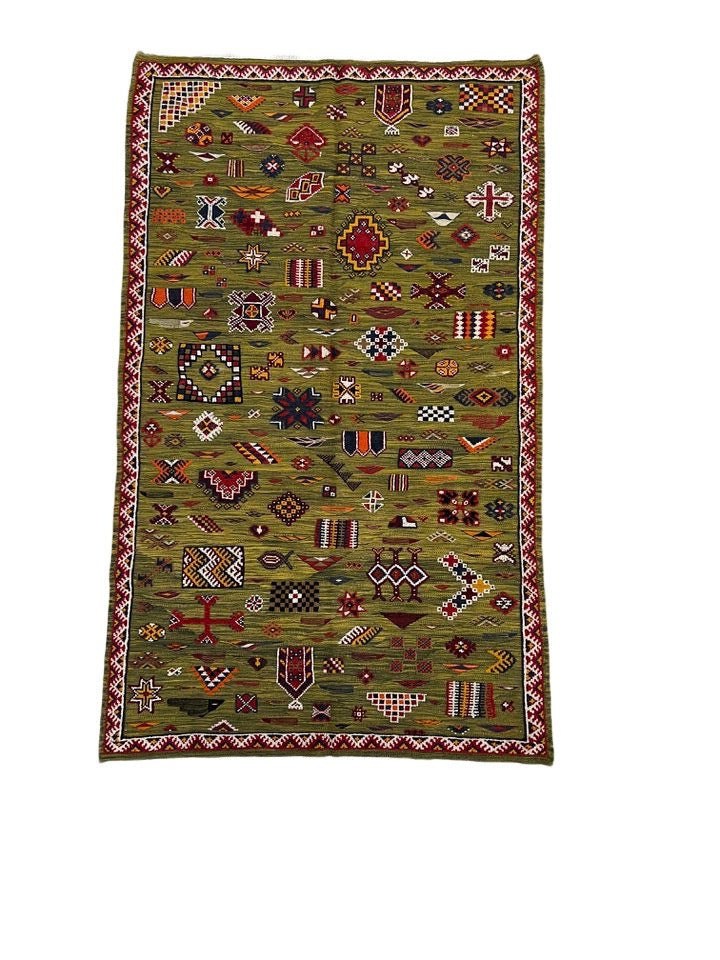 Vintage Moroccan area rug from Akhnif, Wool and Thread, 8.66ft x 5.21ft or 264cm x 159cm - Dar Bouchaib Marrakech