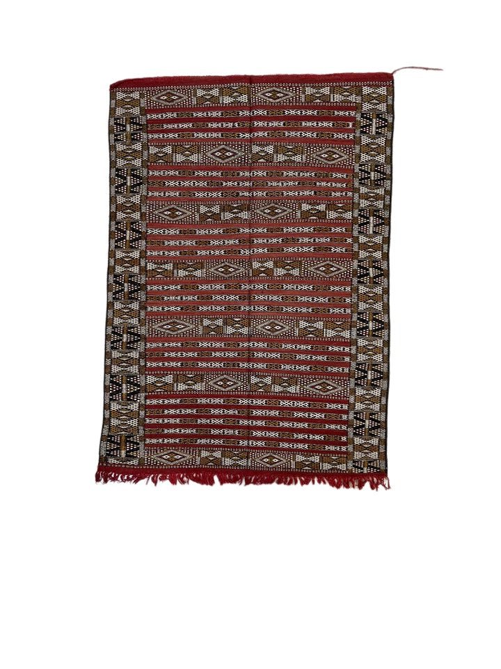 Vintage Moroccan area rug from Zamour, Wool and Thread, 6.40ft x 4.43ft or 195cm x 135cm - Dar Bouchaib Marrakech