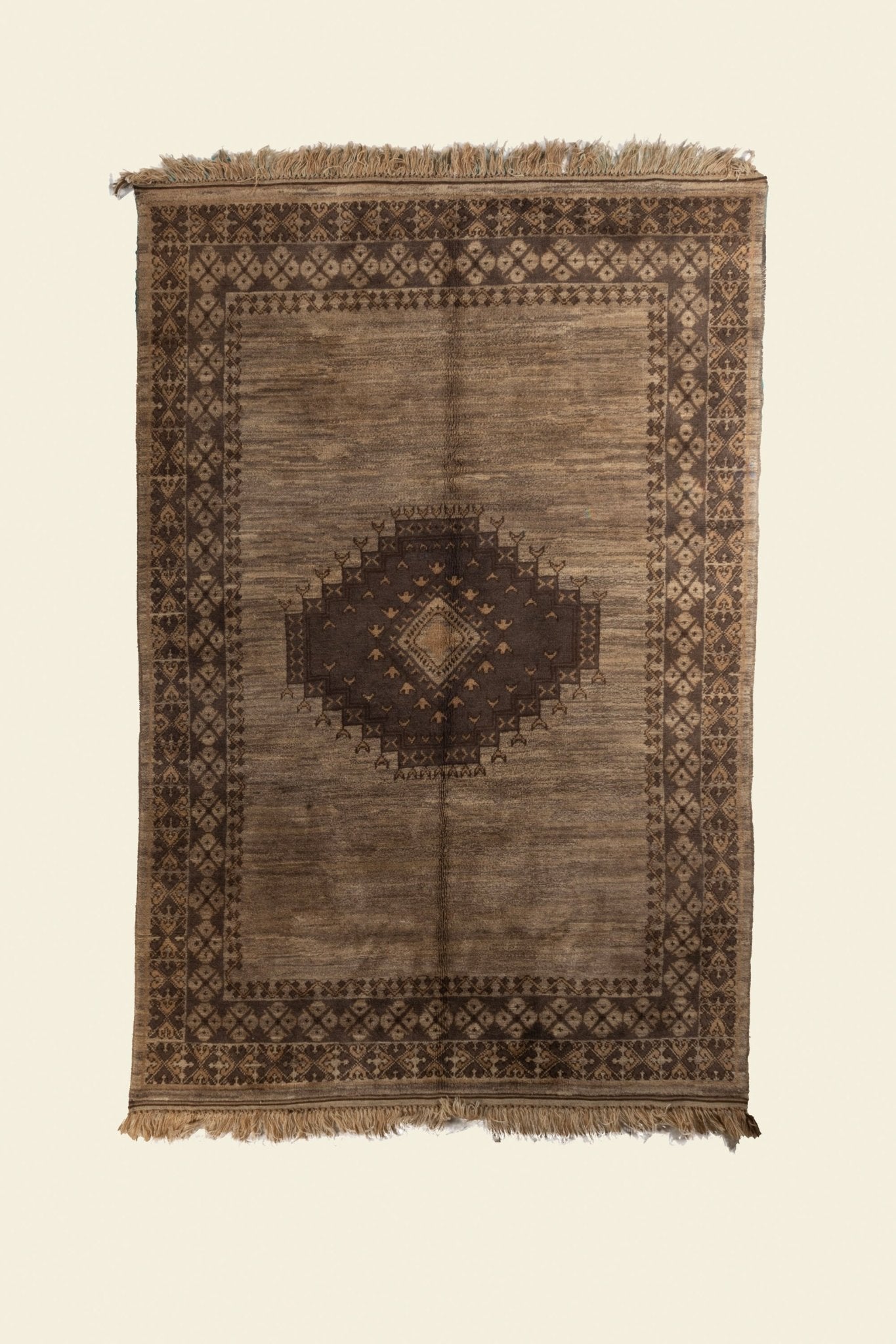 Vintage Rabat Moroccan Rug 6’49’’ x 9'48" - 198 cm x 289 cm (Wool) - Dar Bouchaib Marrakech
